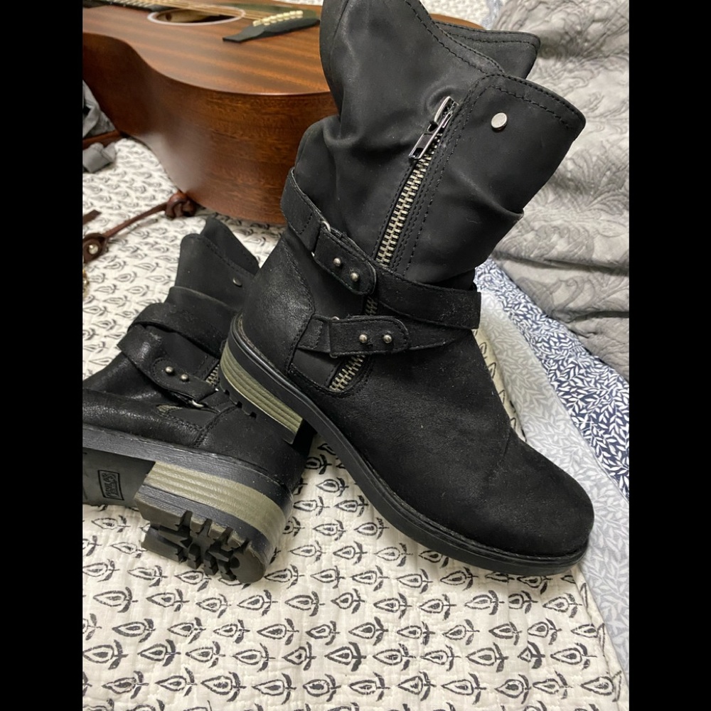 Black Moto Style boots